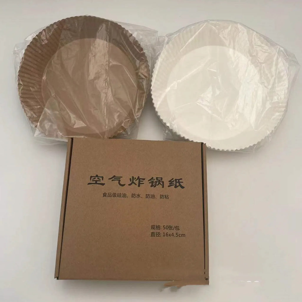 White round disposable food-grade parchment air fryer liner with 4.5cm raised edge, 16cm diameter