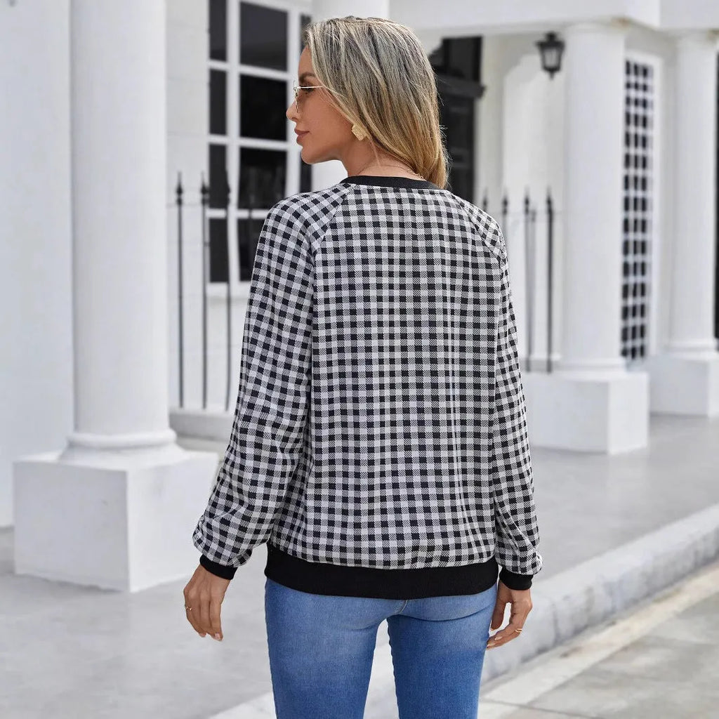 Black Japanese sweet plaid striped pullover sweater with long sleeves