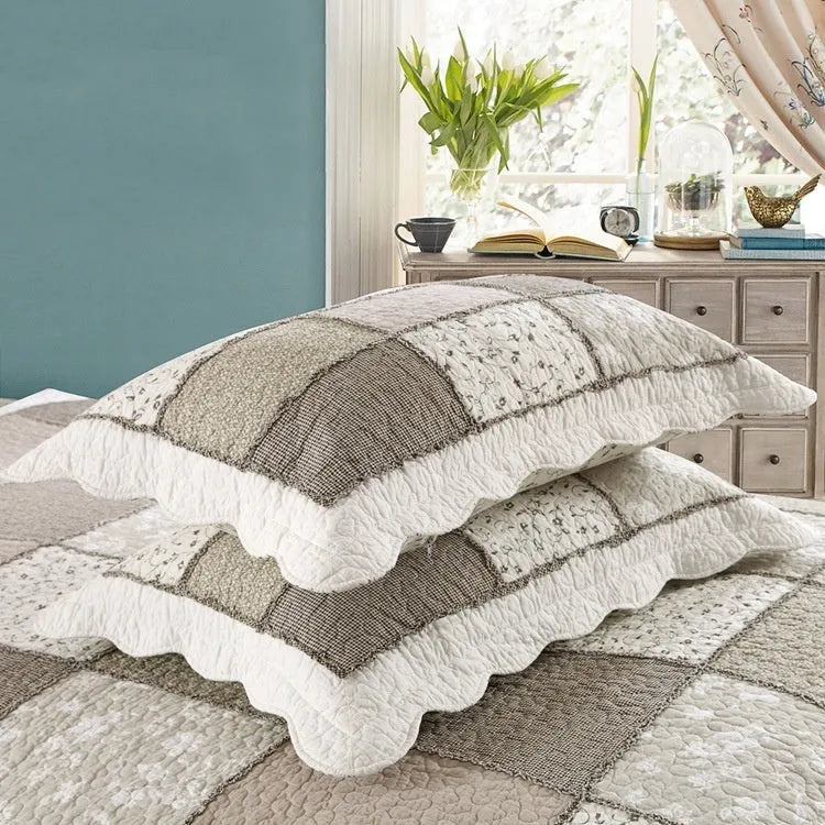 Pure cotton quilted bedspread three-piece set showing Korean style bedding with coordinating pillowcases