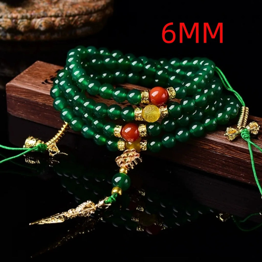 Brazil natural green agate multi-circle bracelet showing stone sizes and manual craftsmanship detail