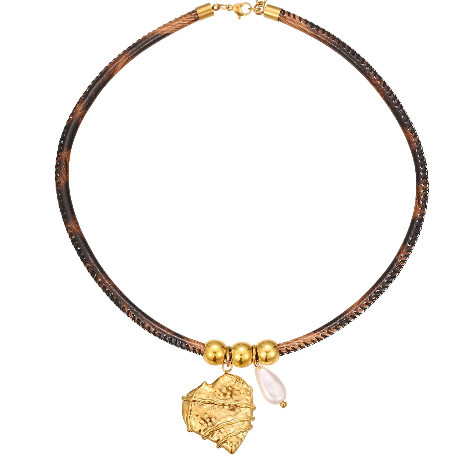 Women's stainless steel necklace with geometric leopard pendant on adjustable chain