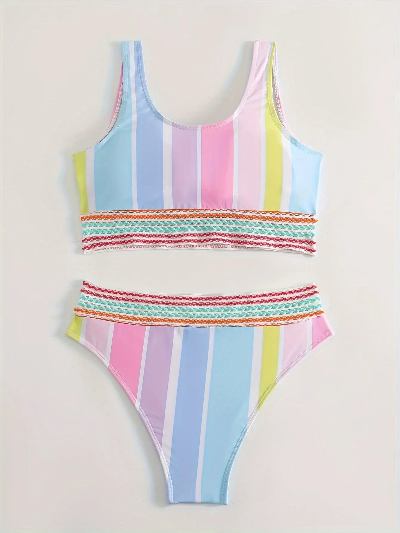 Women's striped bikini set with European style briefs in picture color