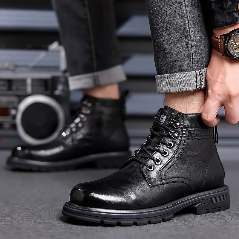 British style all-matching ankle boots in black patent leather with square heel and rubber sole, sizes 38-44