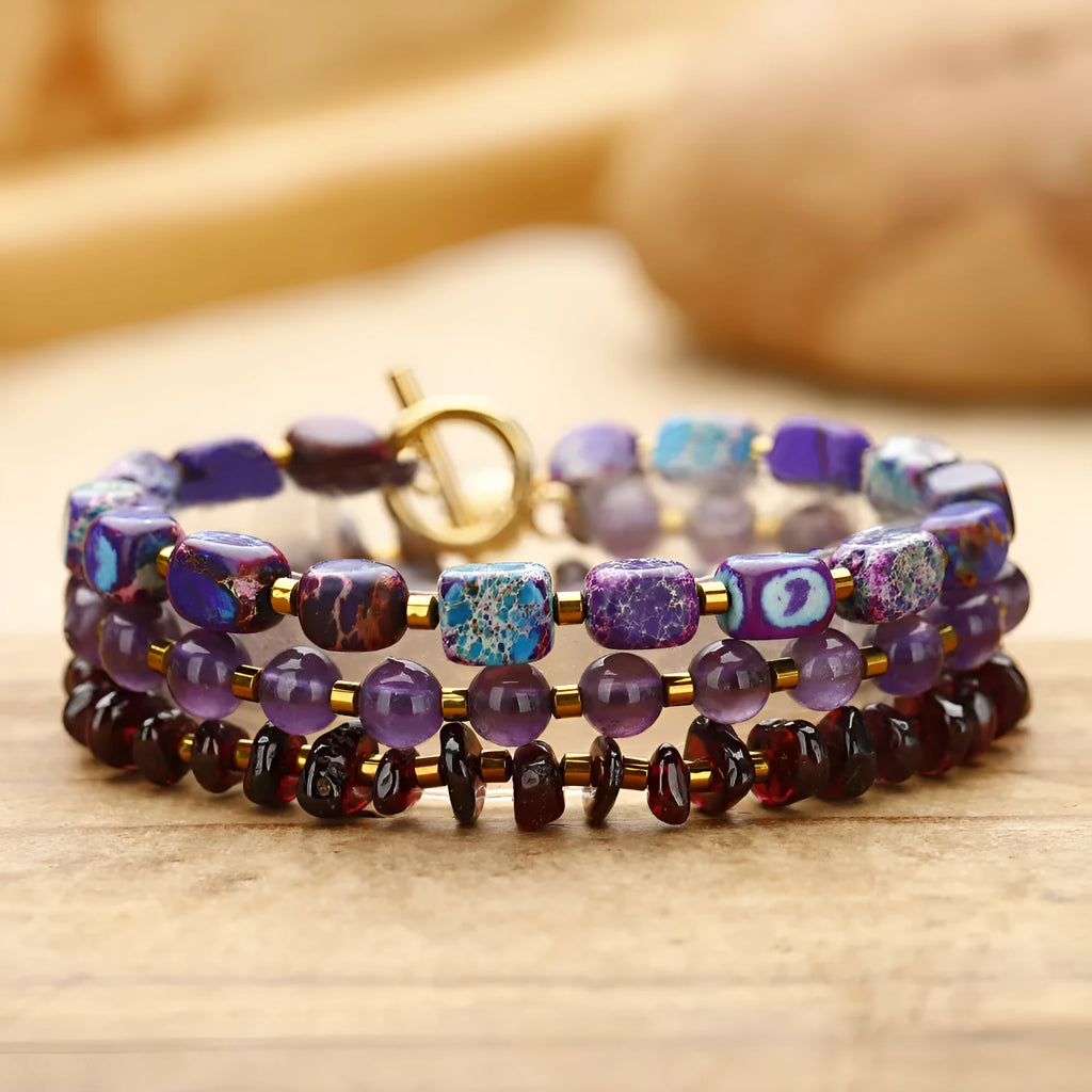 Amethyst round beads stone bracelet with garnet, handmade, unisex, purple colour, geometric shape