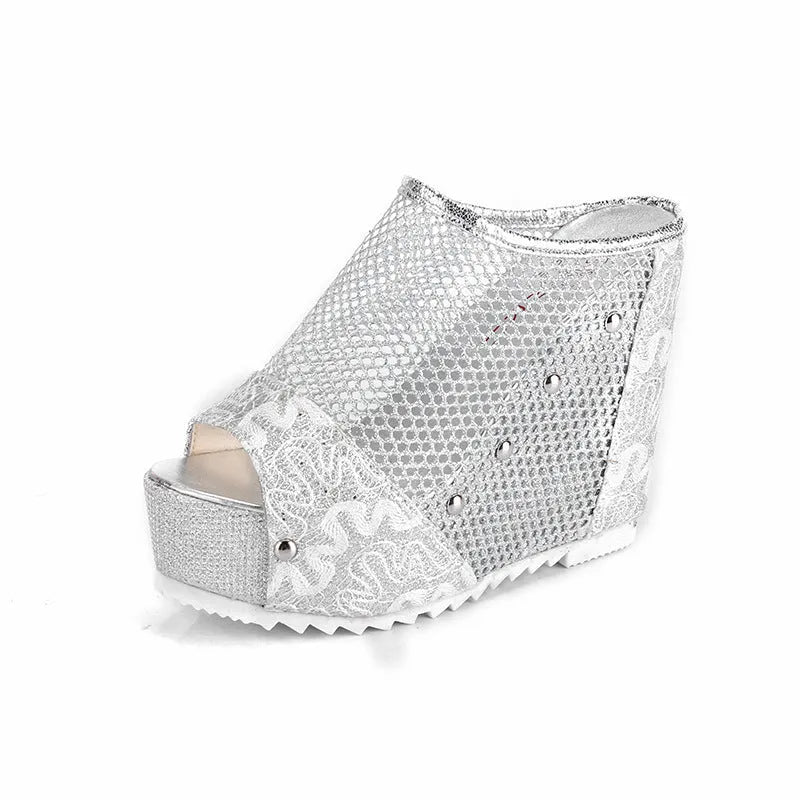 Korean style platform sandals with hollowed-out heel, mesh upper, and chunky waterproof sole
