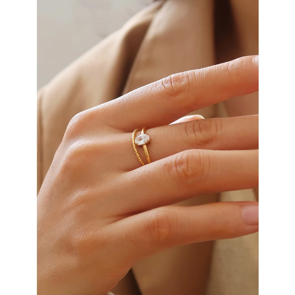 Golden heart or oval stainless steel ring with heart shape design available in sizes No 5 to No 8
