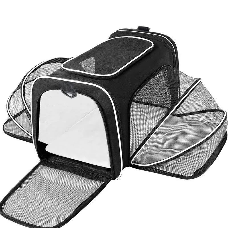 Portable cat carrier bag in 600D cation polyester material with medium-soft construction