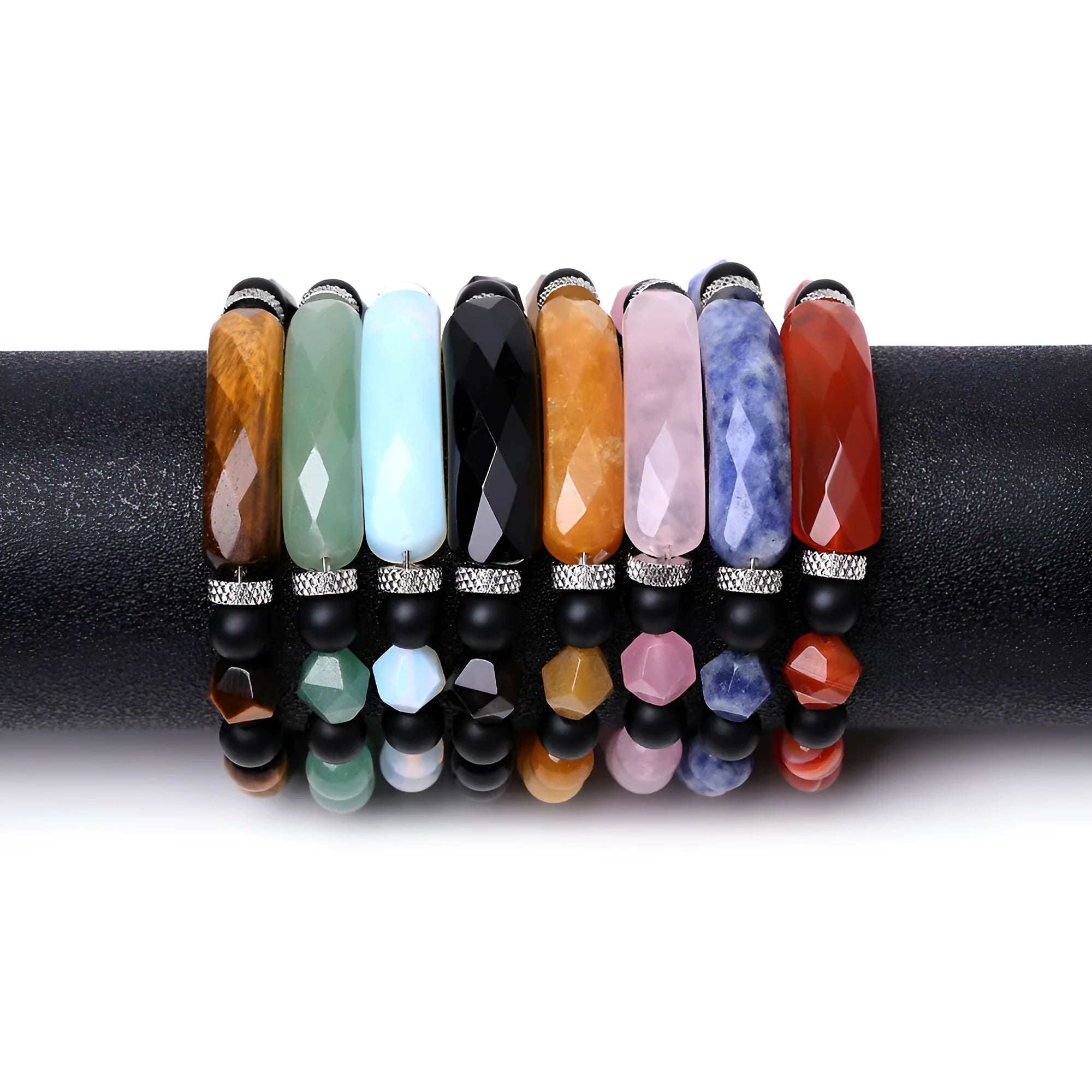 Handmade diamond-shaped agate bracelet with geometric design and fan elements