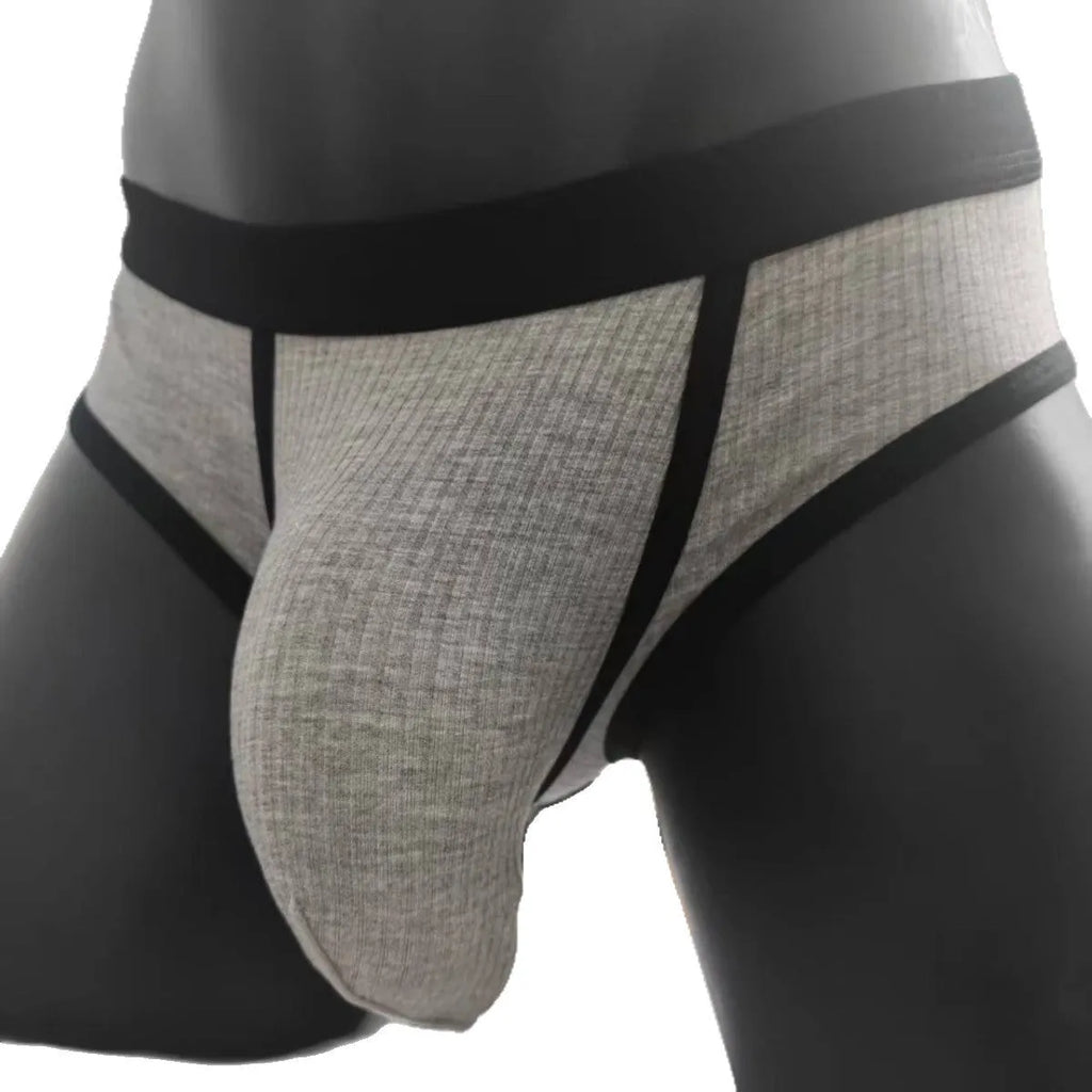 Men's triangle breathable U-shaped big bag underwear in viscose knit fabric, solid colour, front view