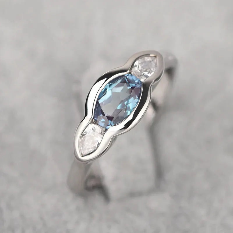 Women's geometric ellipse zircon ring with white gold plating on copper