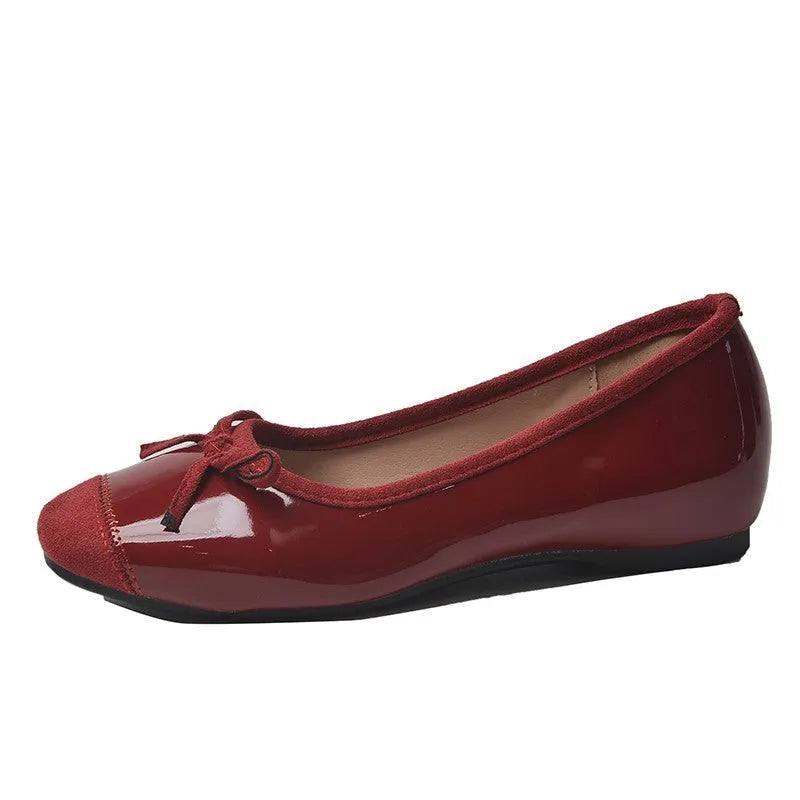 Bow detail square toe Mary Jane flats in wine red, flat mid heel 3-5cm, PU upper, rubber sole