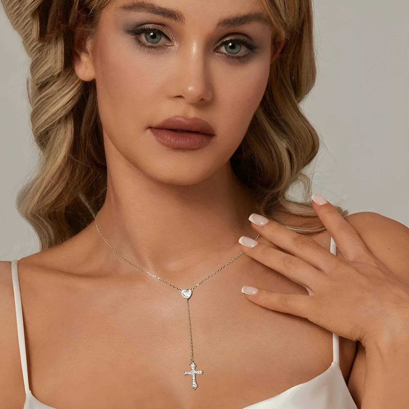 Silver cross necklace with V-neck pendant on O-ring chain, 925 silver jewellery for women