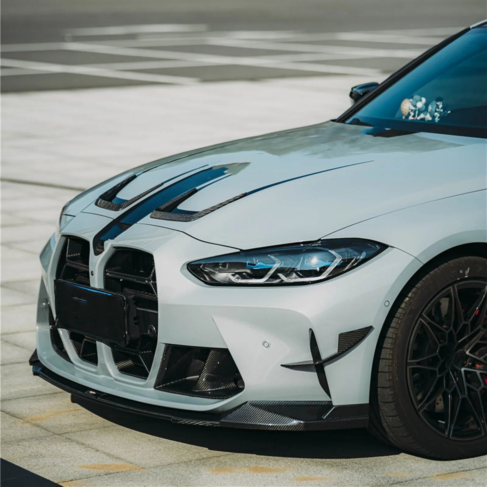 Dry carbon fiber front bumper grille for BMW M3 M4 G80 G82 black 3K weave UV coating