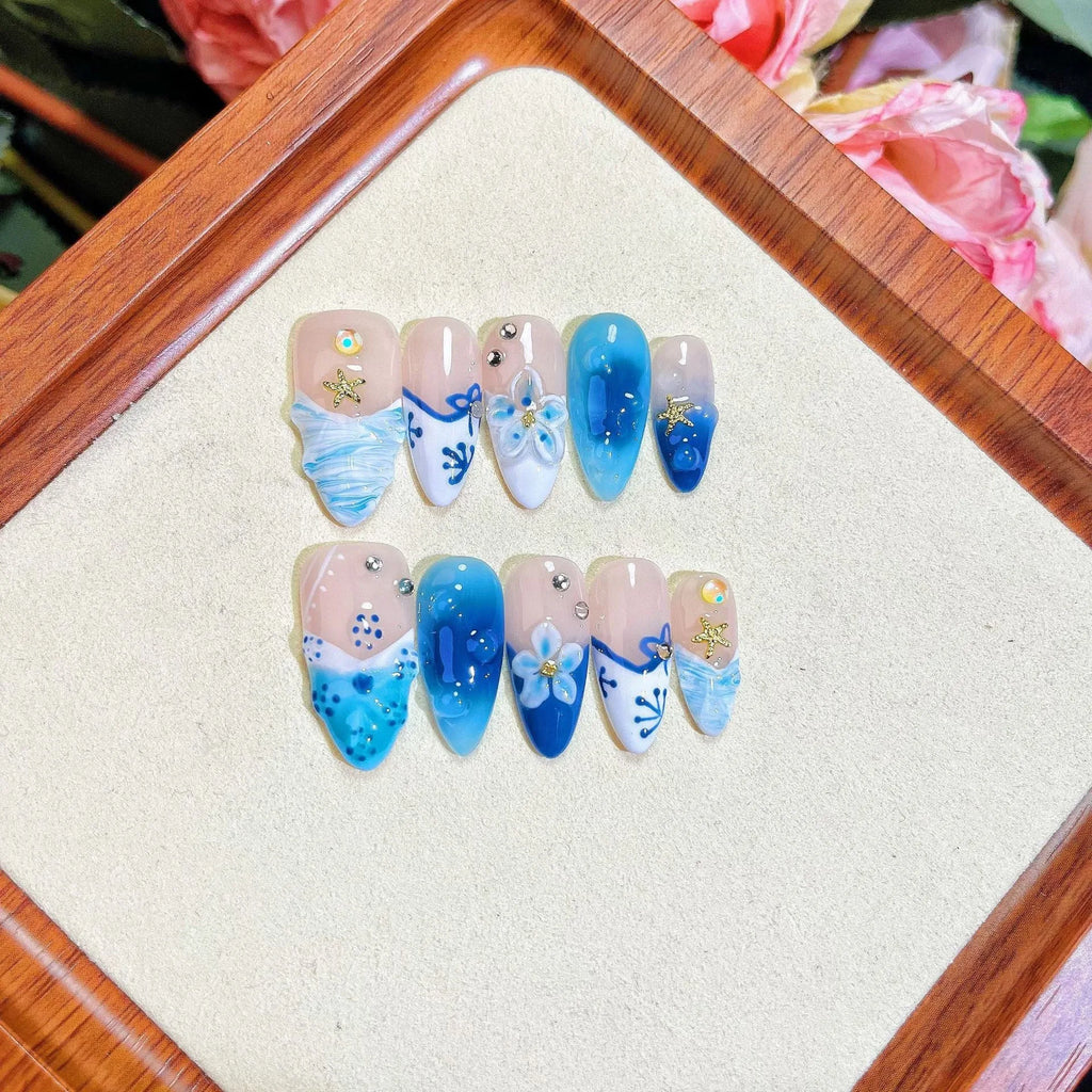 Blue hand-painted carved summer ice transparent plastic fake nails set with four size options