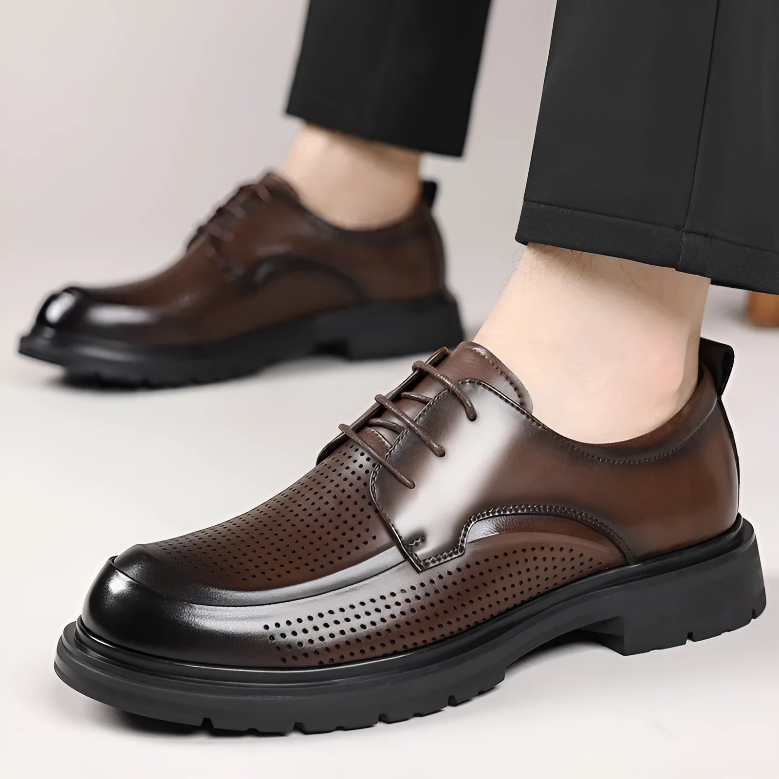Men's hollow leather low-top business shoes in Four Seasons Black, plus sizes 38-46