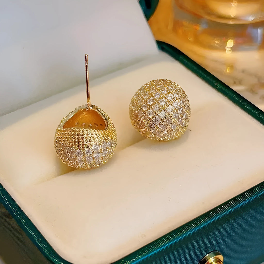 Geometric drop-shaped earrings with full diamond sparkle in gold or white colour for women