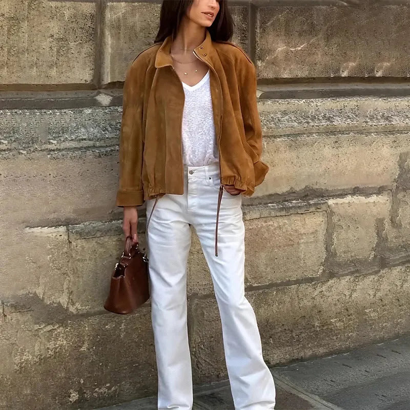 Solid colour loose-fit retro jacket with long sleeves on a model