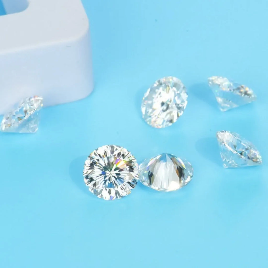 Round moissanite stone with eight hearts and eight arrows cut, D colour VVS1 clarity, loose gem for jewellery.