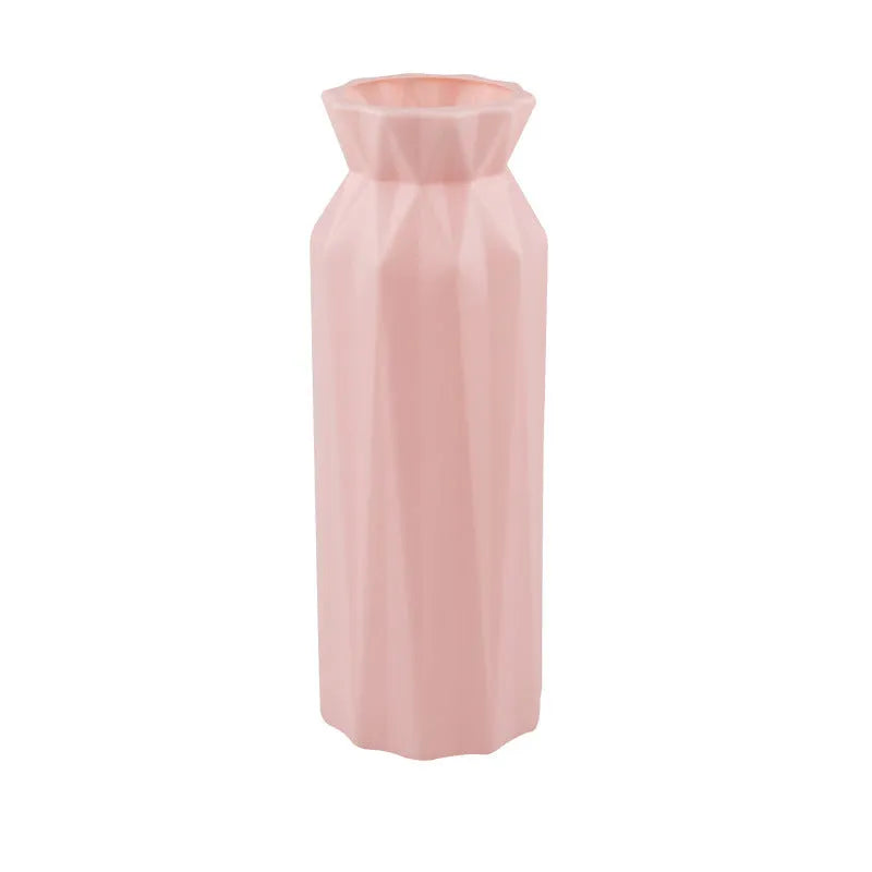 Melamine plastic vase in green colour with 7.2cm base diameter for floral arrangements