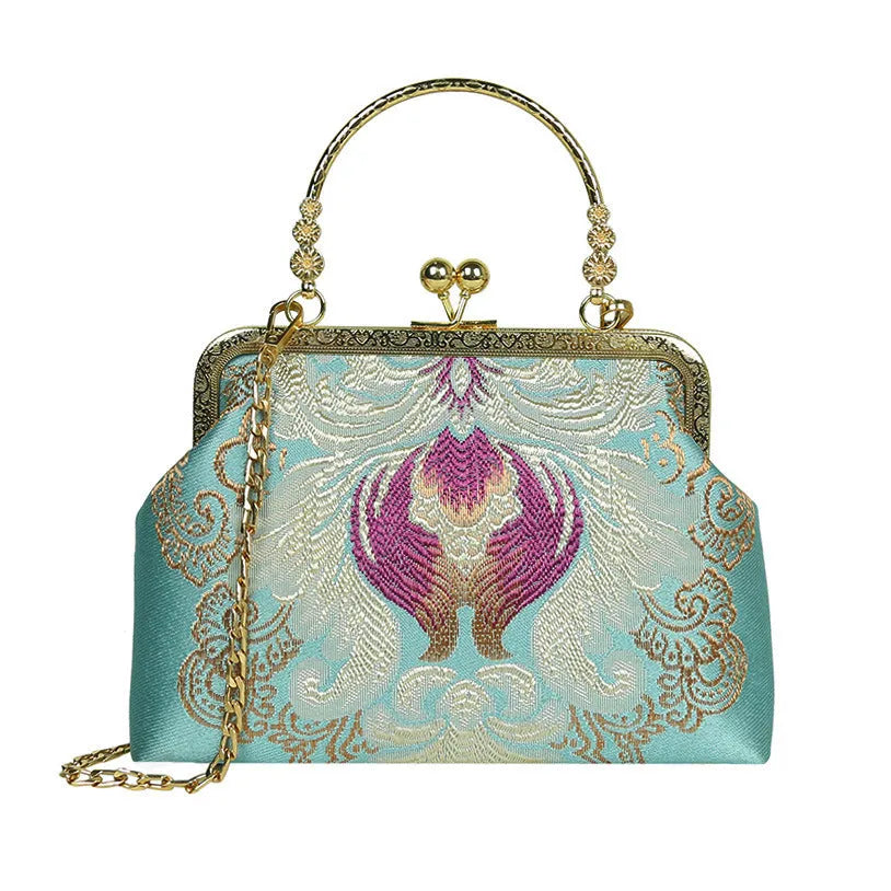 Chinese embroidery shell-shaped handbag in Chinese red with zipper changing bag