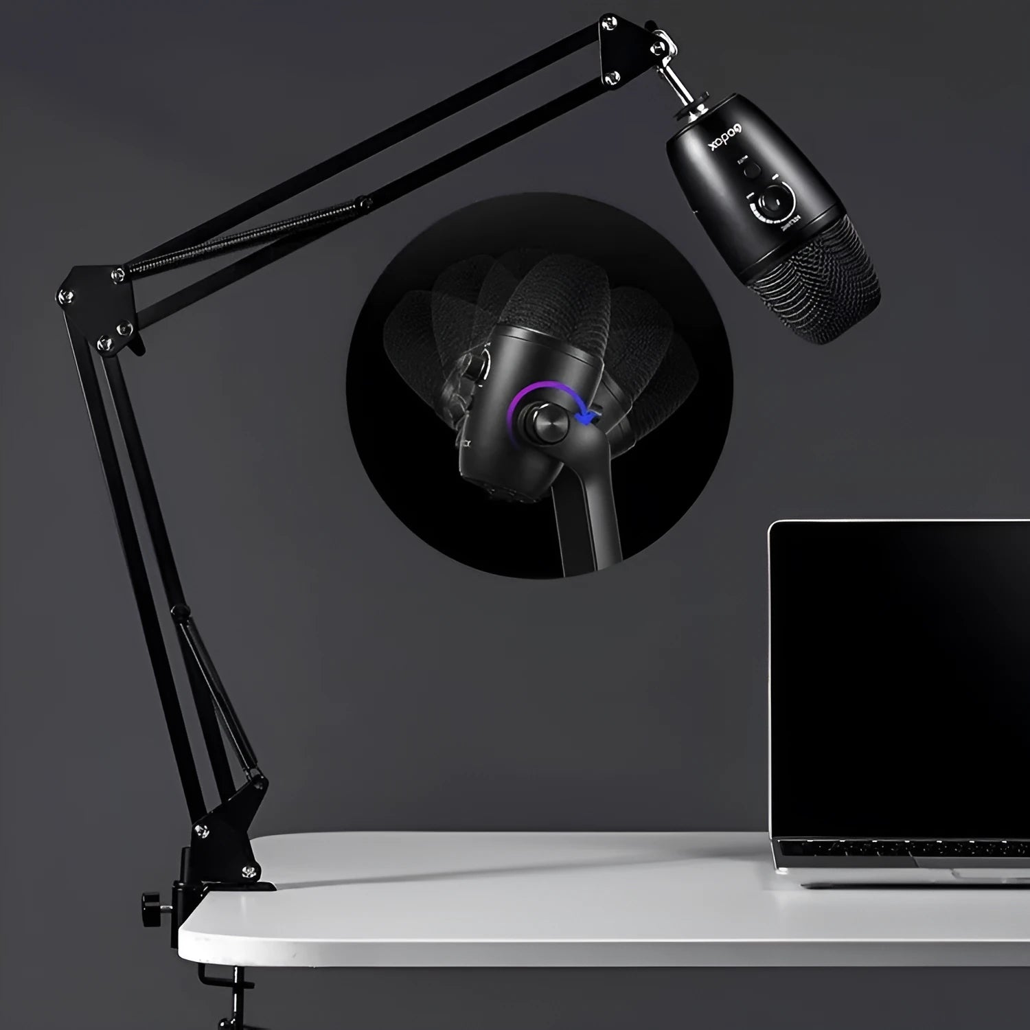 K Song UMIC82 noise-cancelling wireless microphone in official standard pack, front view, compact design