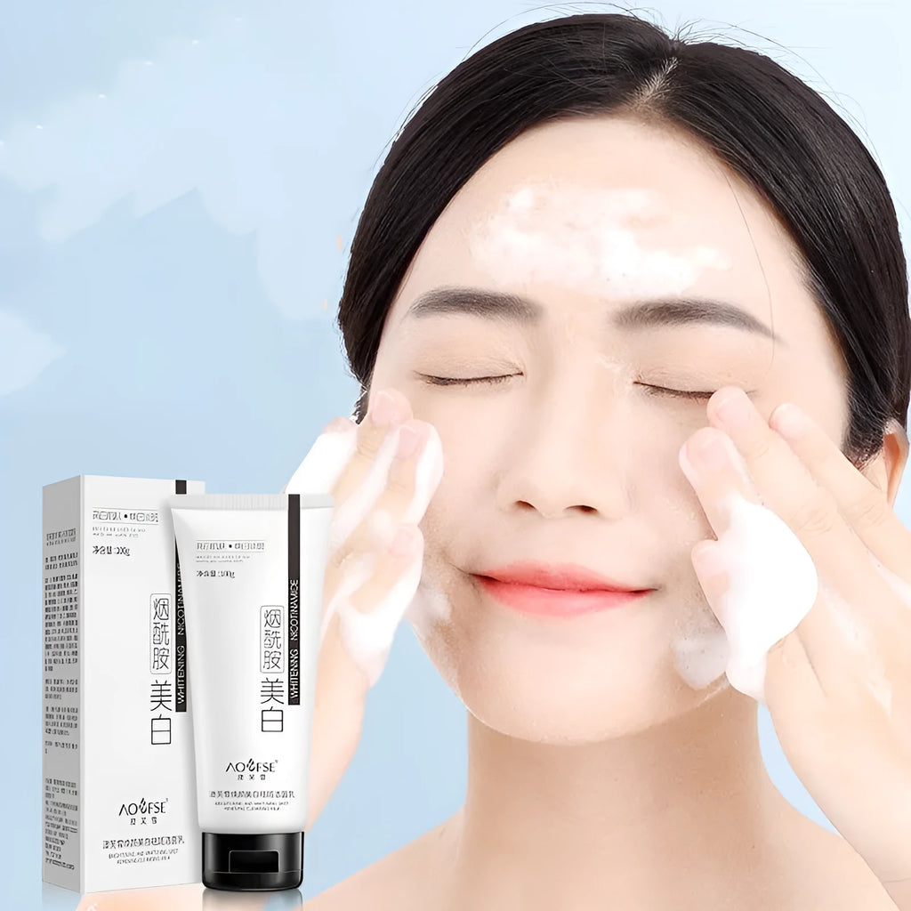 White 100ml whitening and freckle removing facial cleanser tube for pore cleansing