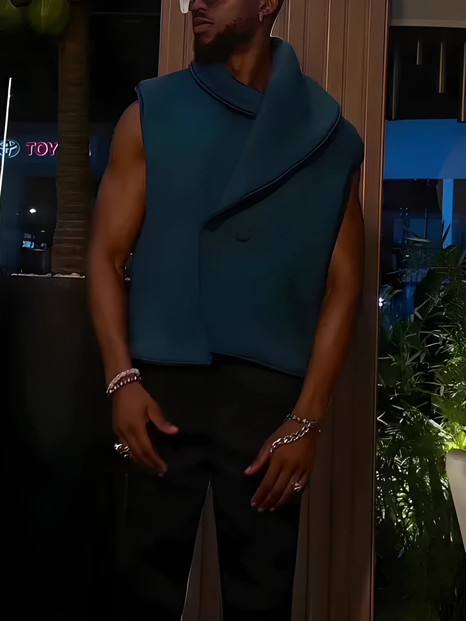 Men's plain polyester irregular collar vest in regular fit, available in sizes S to 2XL