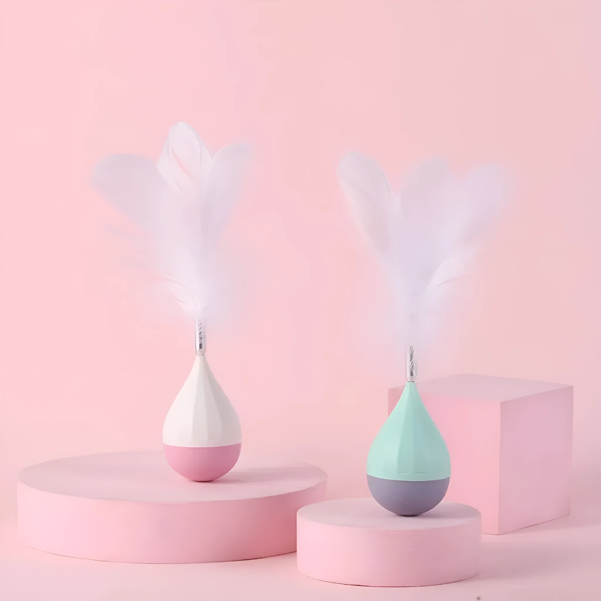 Feather tumbler cat toy with tease stick and self-healing ball in green colour