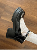 Women's black Mary Jane shoes with chunky heels and round toe design